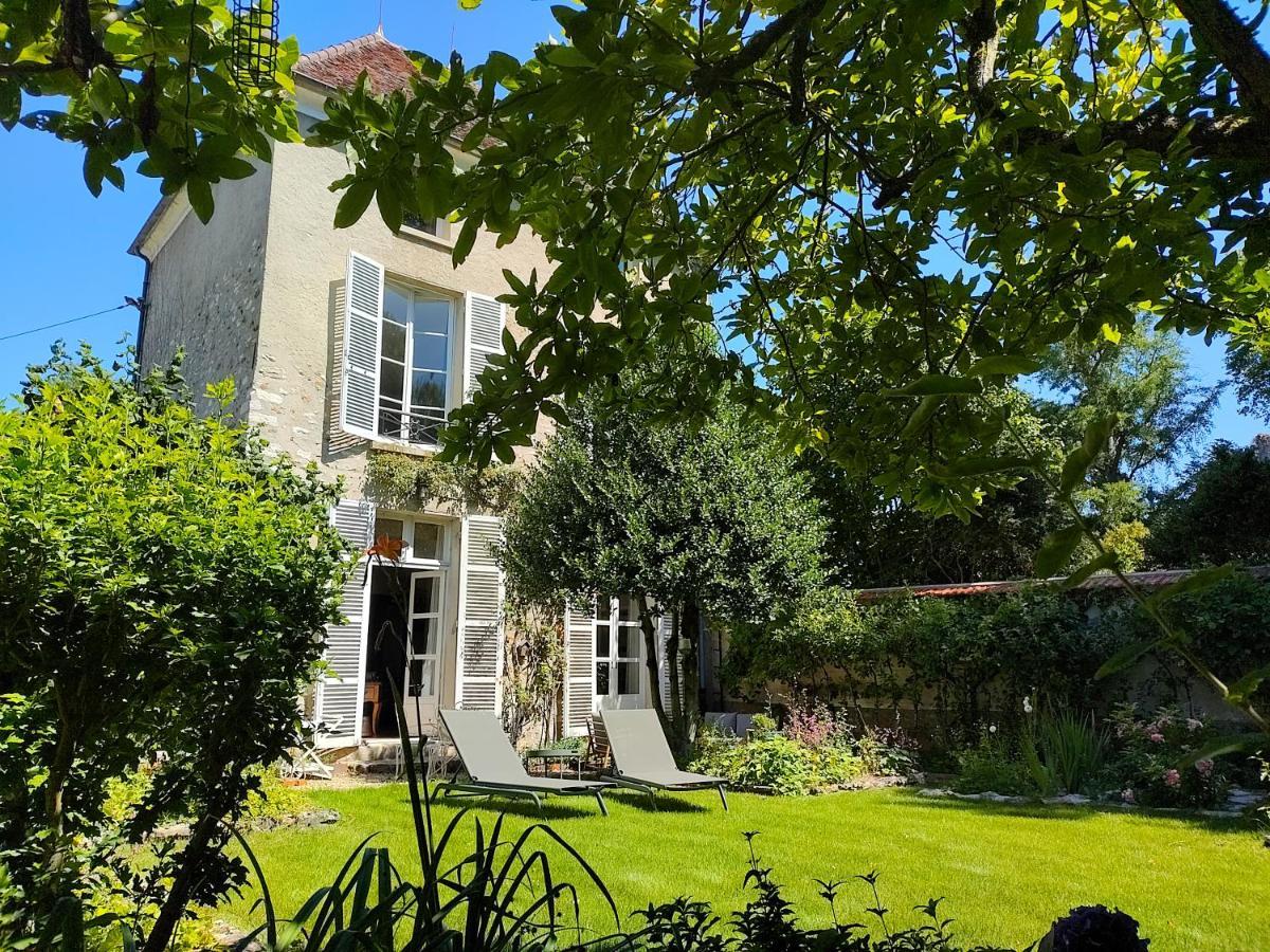 Bed and Breakfast Le Grand Barrois Crecy-la-Chapelle Exteriér fotografie