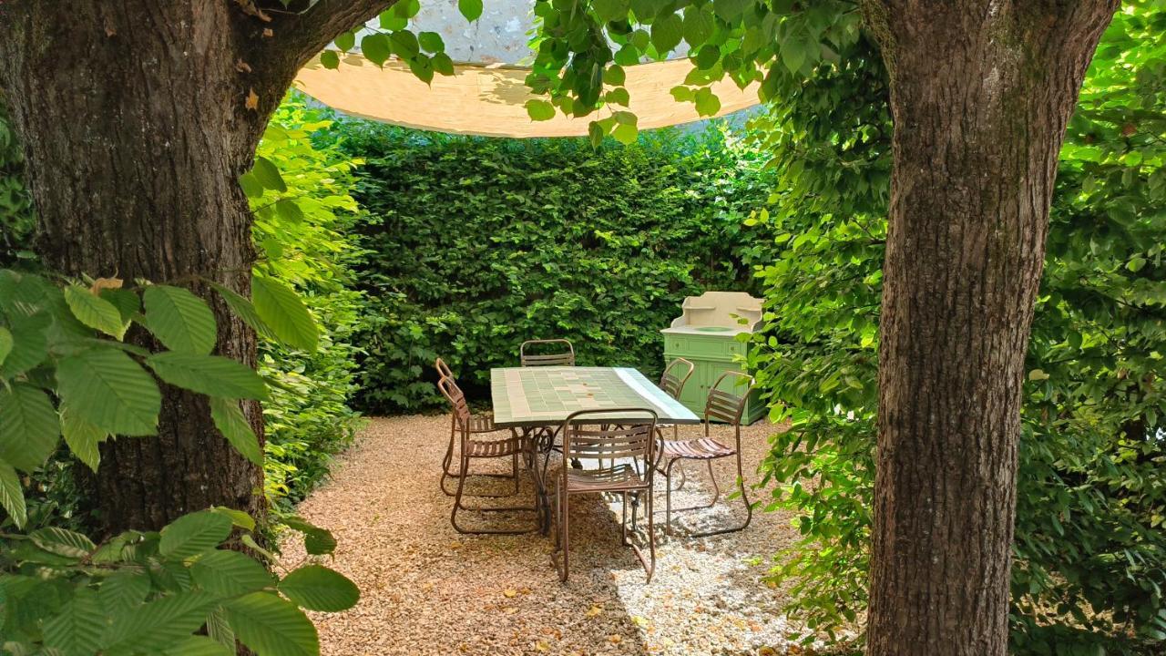 Bed and Breakfast Le Grand Barrois Crecy-la-Chapelle Exteriér fotografie